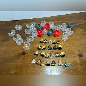 (Lot Of 23) - WWE Mini Squinkies Wrestling Figures Tiny 0.75" Inch Tall Toys VTG